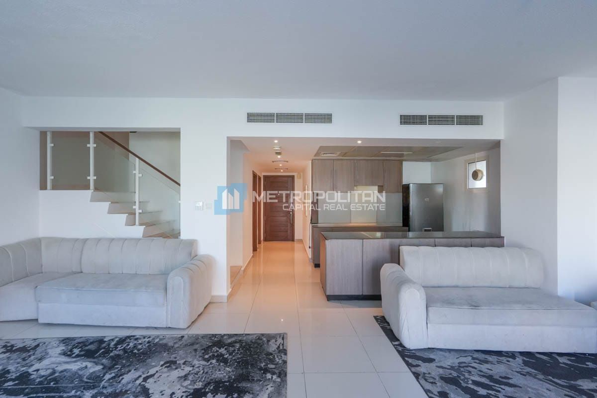 3BR Townhouse for Rent in Manazel Al Reef 2, Al Samha - MCR-8209