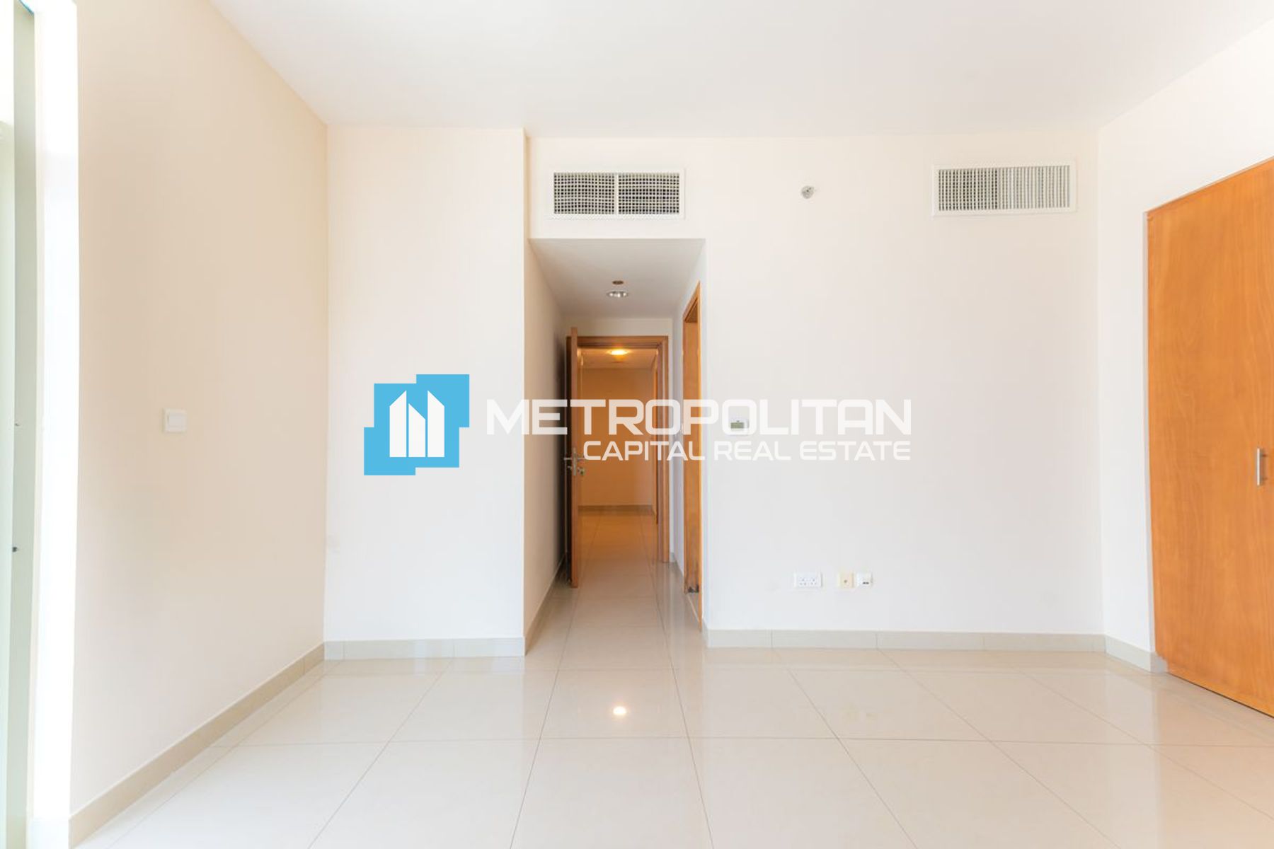 Vacant 1BR w/ Balcony| High Floor | Maids Room