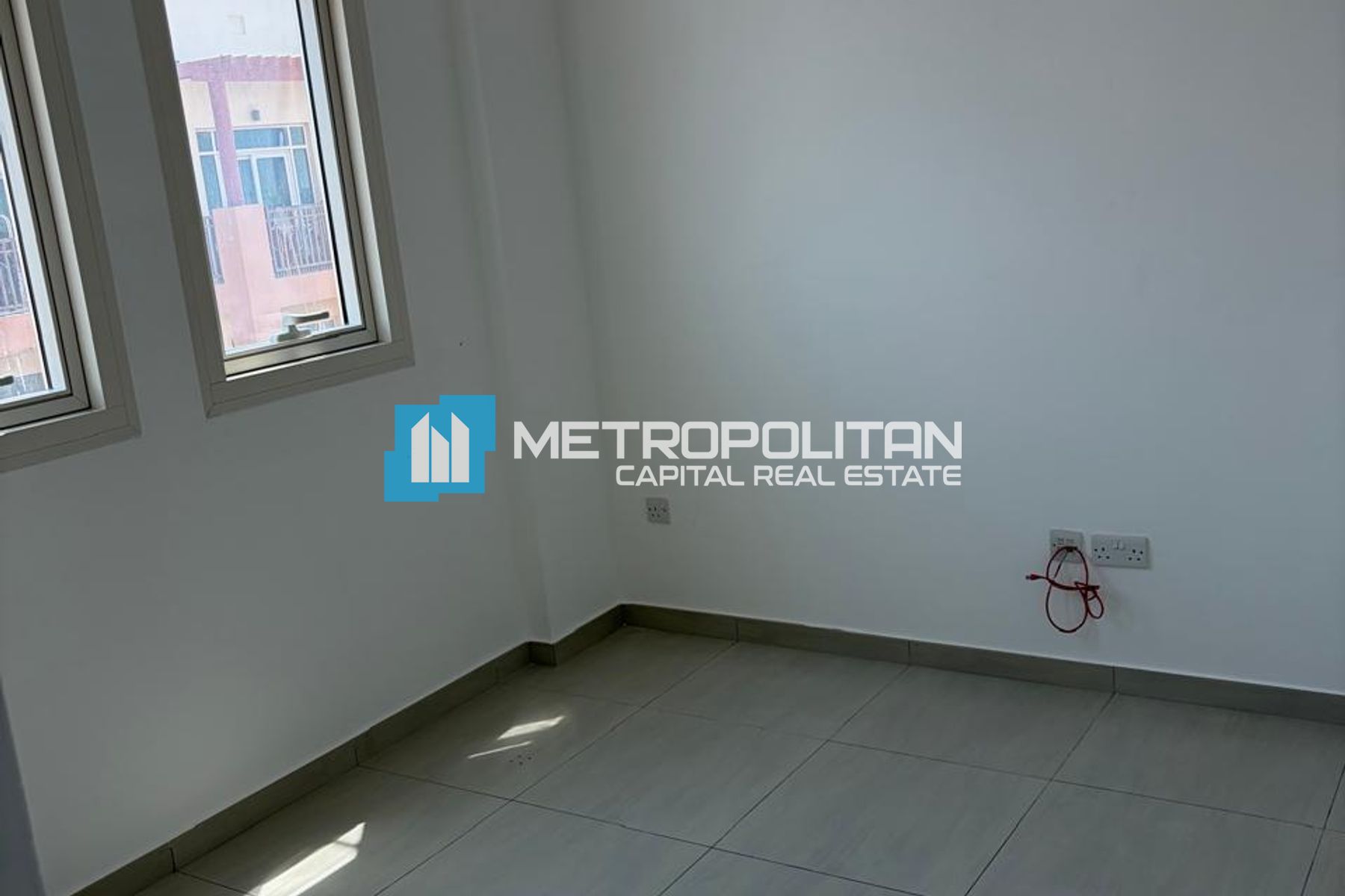 Pool View | Vacant | Corner 2BR | Great Community