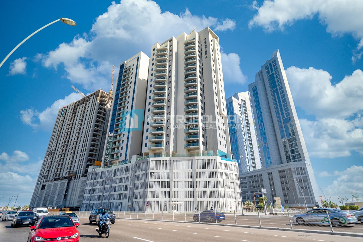 1 BR with balcony | Vacant | Partial Canal View