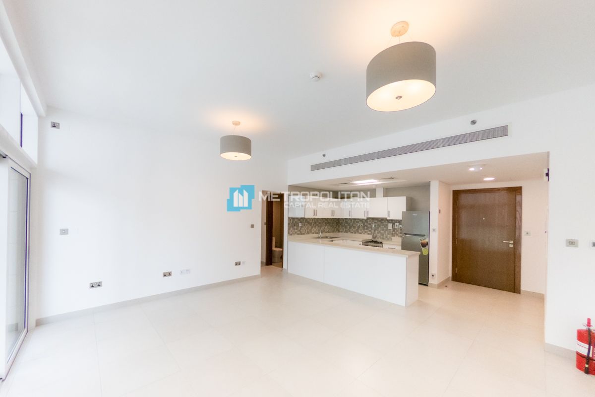 1 BR with balcony | Vacant | Partial Canal View
