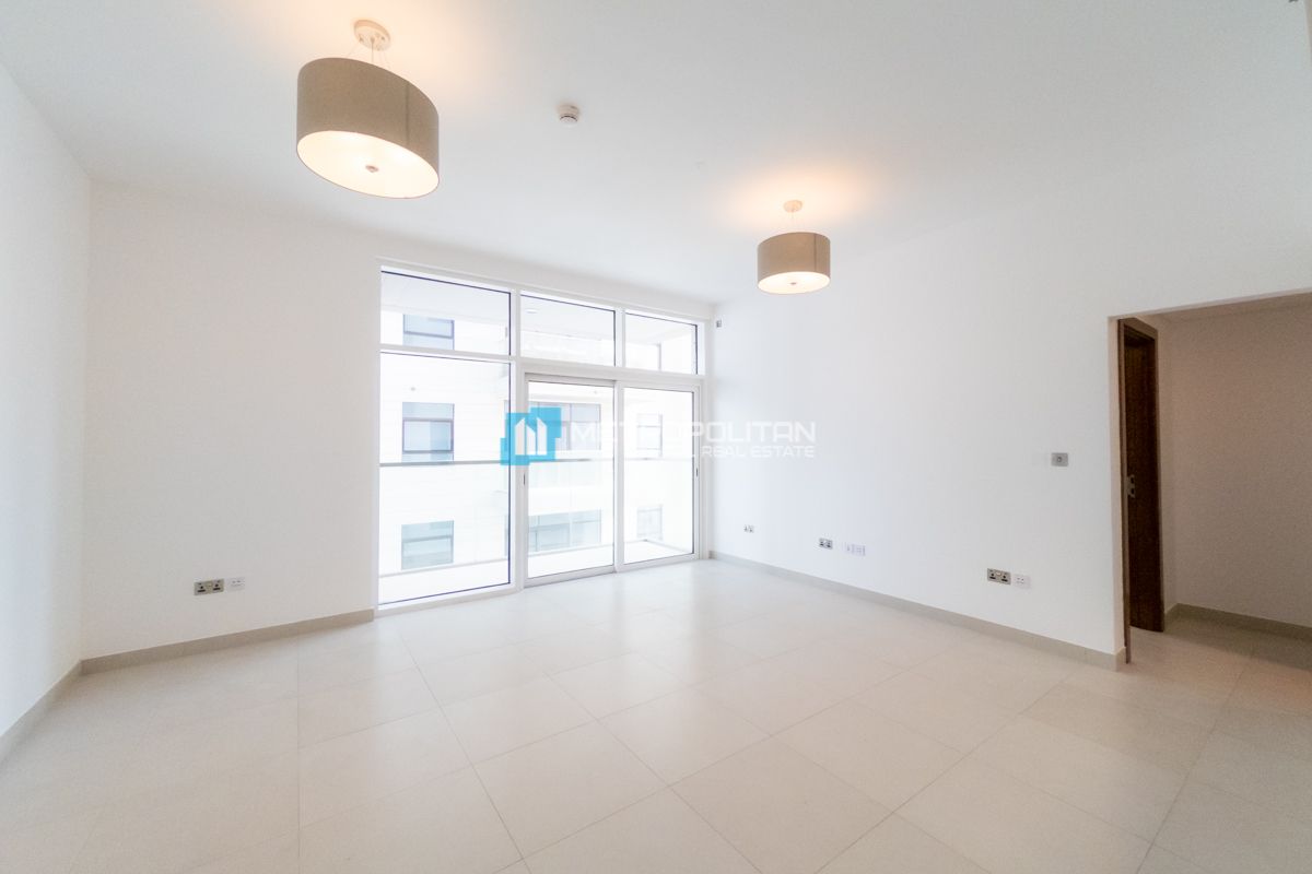 1 BR with balcony | Vacant | Partial Canal View