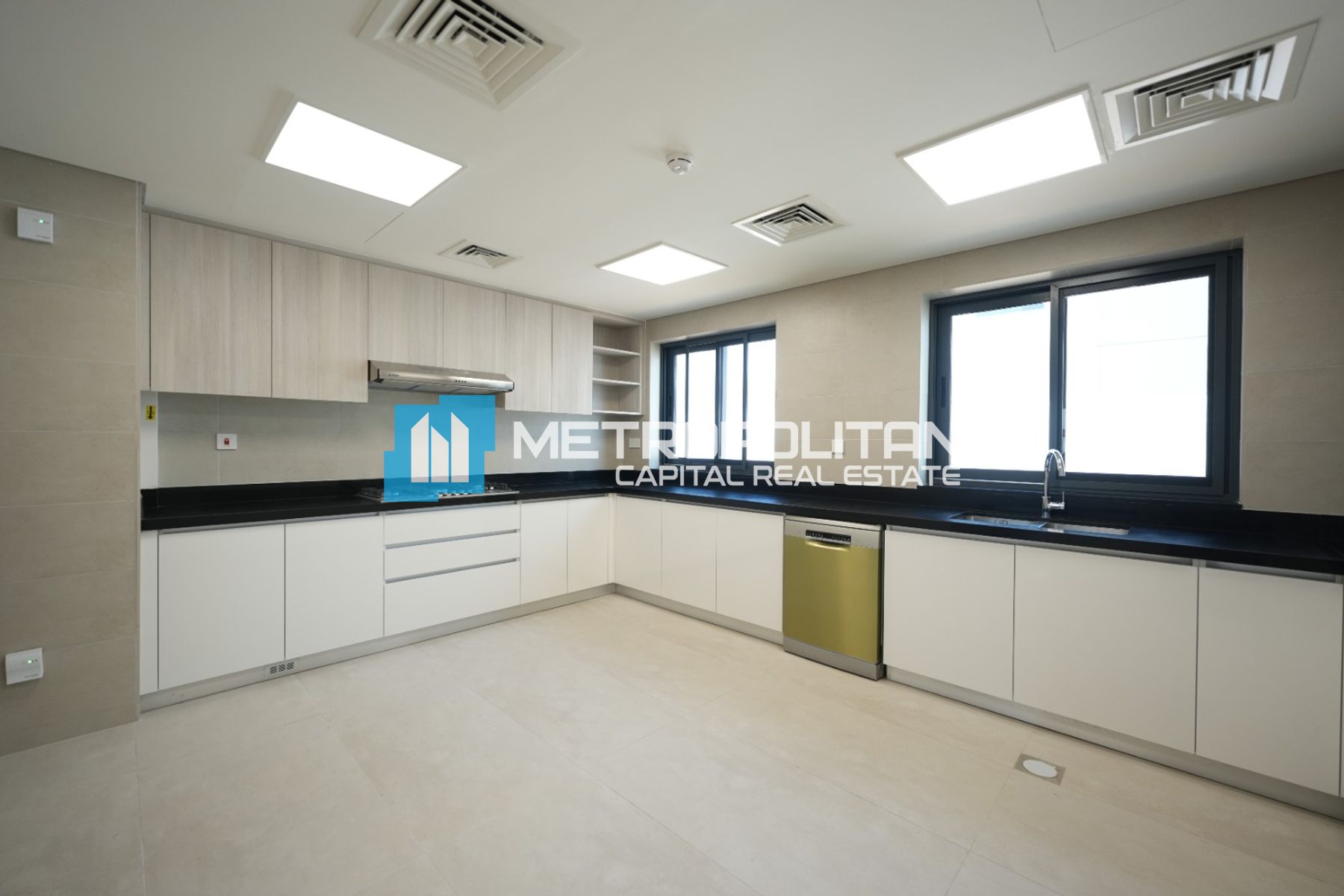 6 BR Branded New | Prime Location | Corner Unit