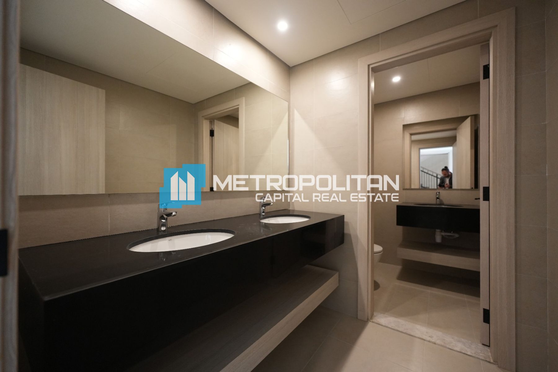 6 BR Branded New | Prime Location | Corner Unit