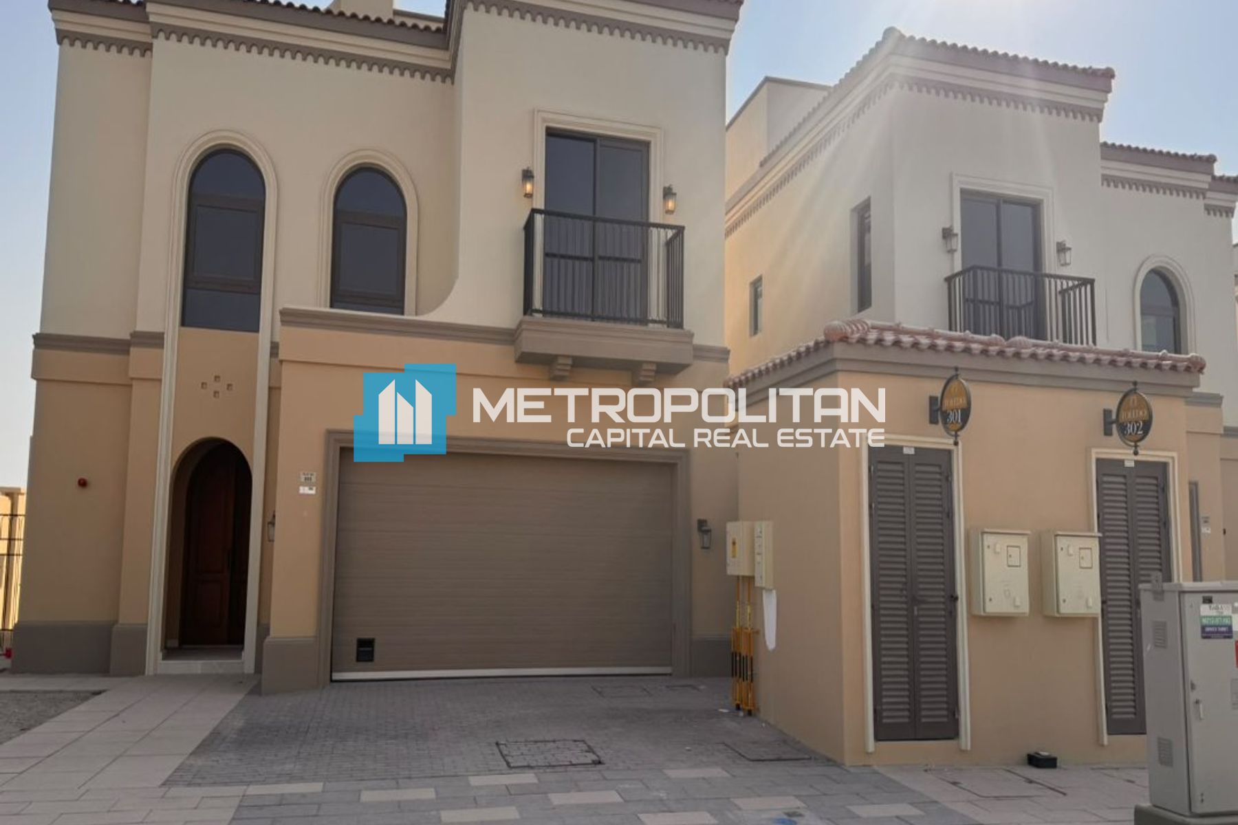 فيلا للإيجار في Bloom Living، Khalifa City - MCR-8234