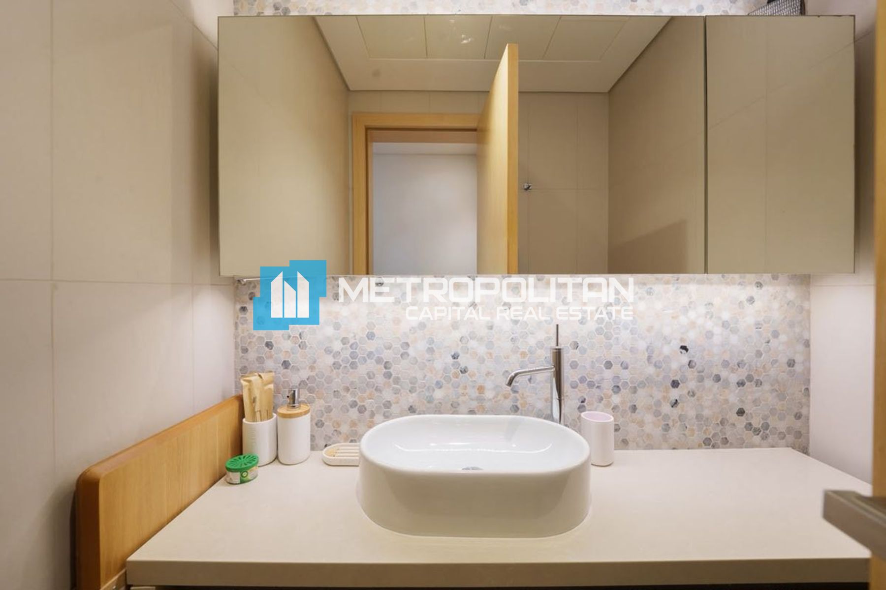 Furnished | Vacant | Beach Access | Steam room