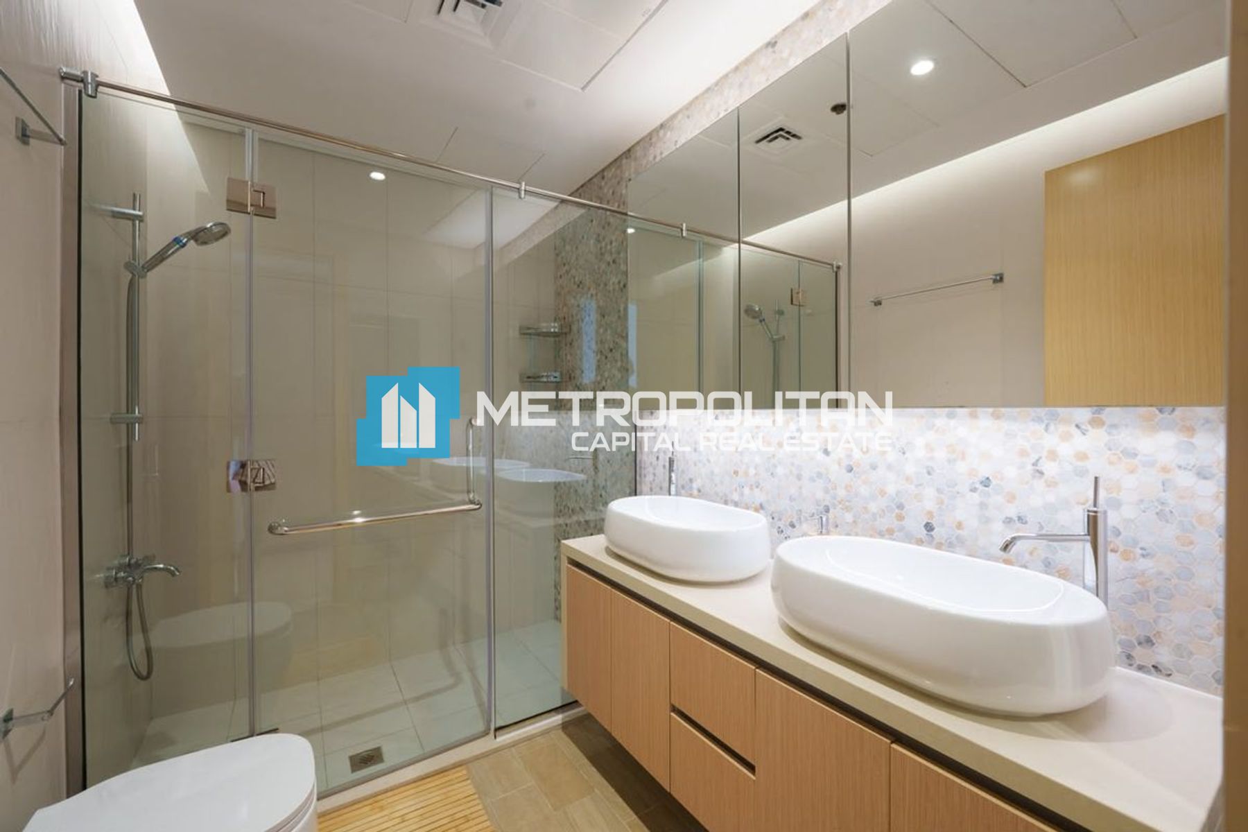 Furnished | Vacant | Beach Access | Steam room