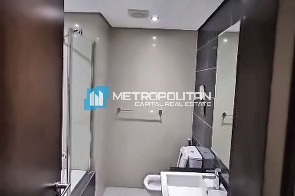 Vacant Unit | 2 BR High Floor | Prime Location