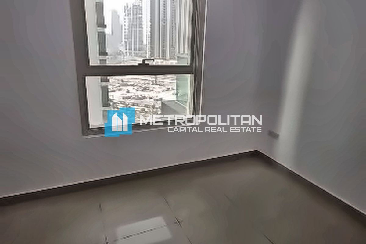 Vacant Unit | 2 BR High Floor | Prime Location