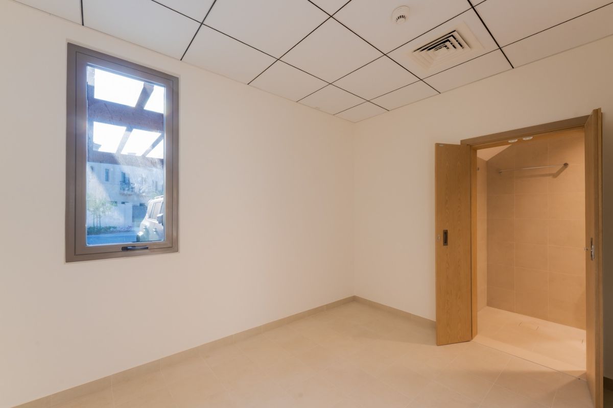 تاون هاوس للإيجار في Bloom Living، Khalifa City - MCR-8247