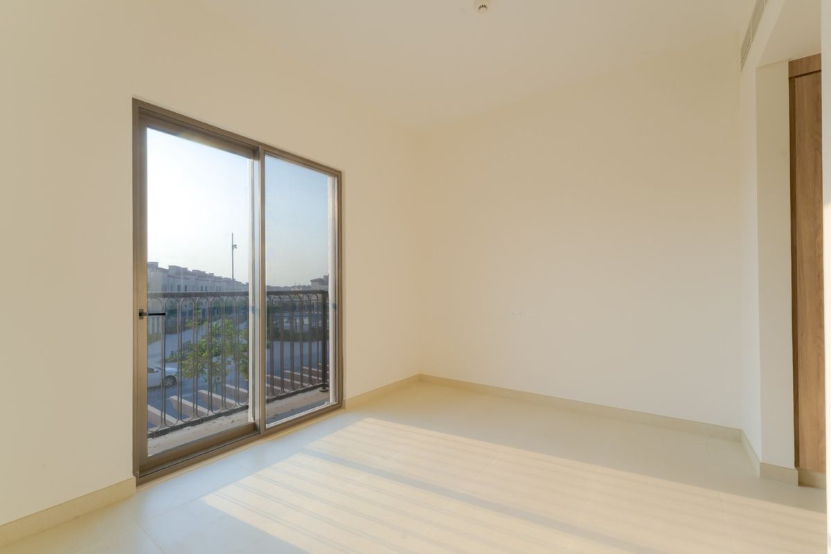 Corner Unit | 3BR w/ Maids | Next to the Park