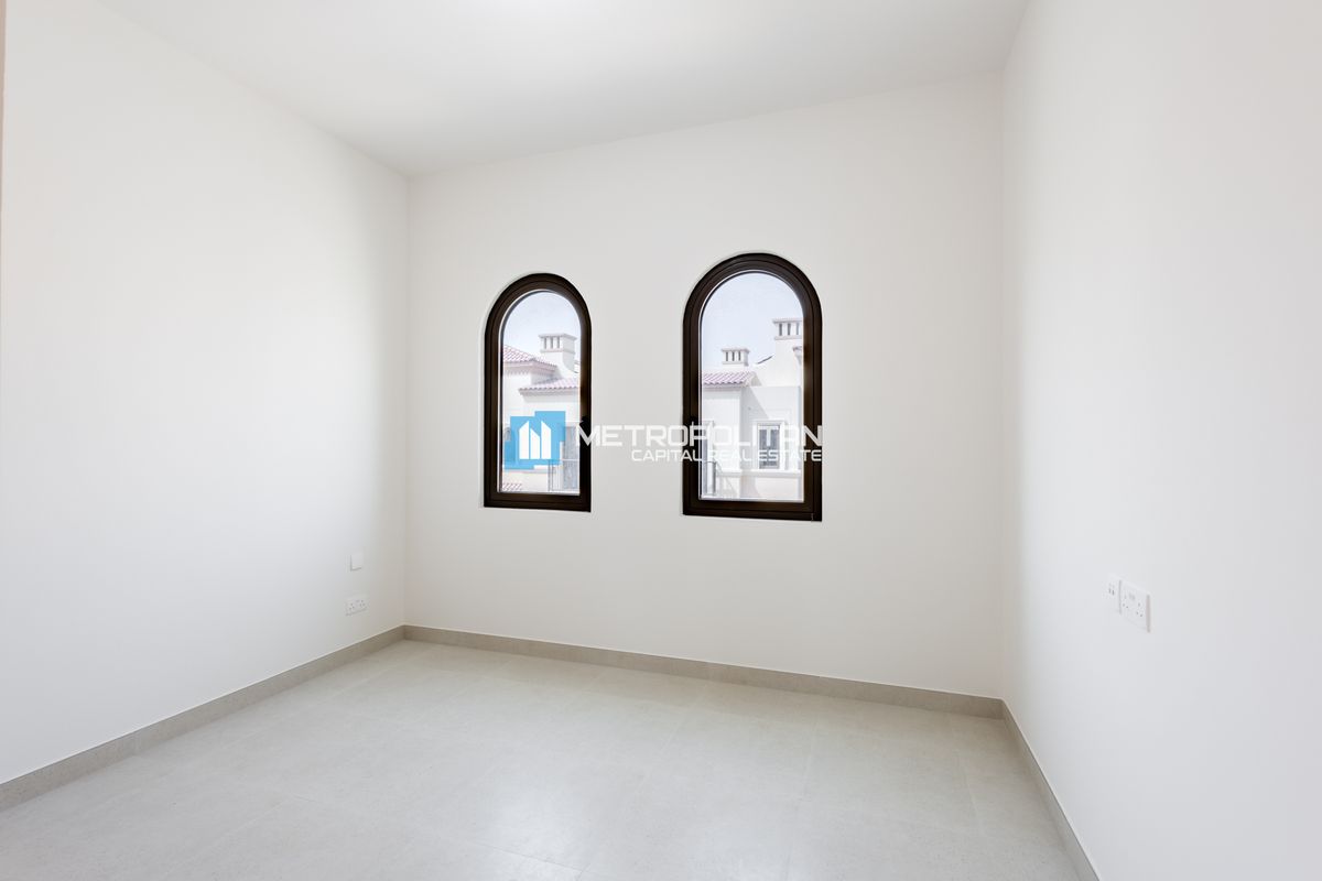 3BR Townhouse for Rent in Bloom Living, Khalifa City - MCR-8247