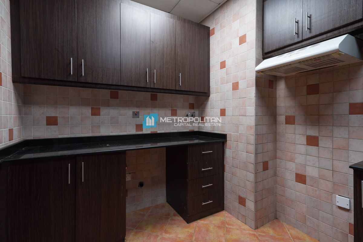 Partial Mangrove View| Well Maintained| Vacant 2BR