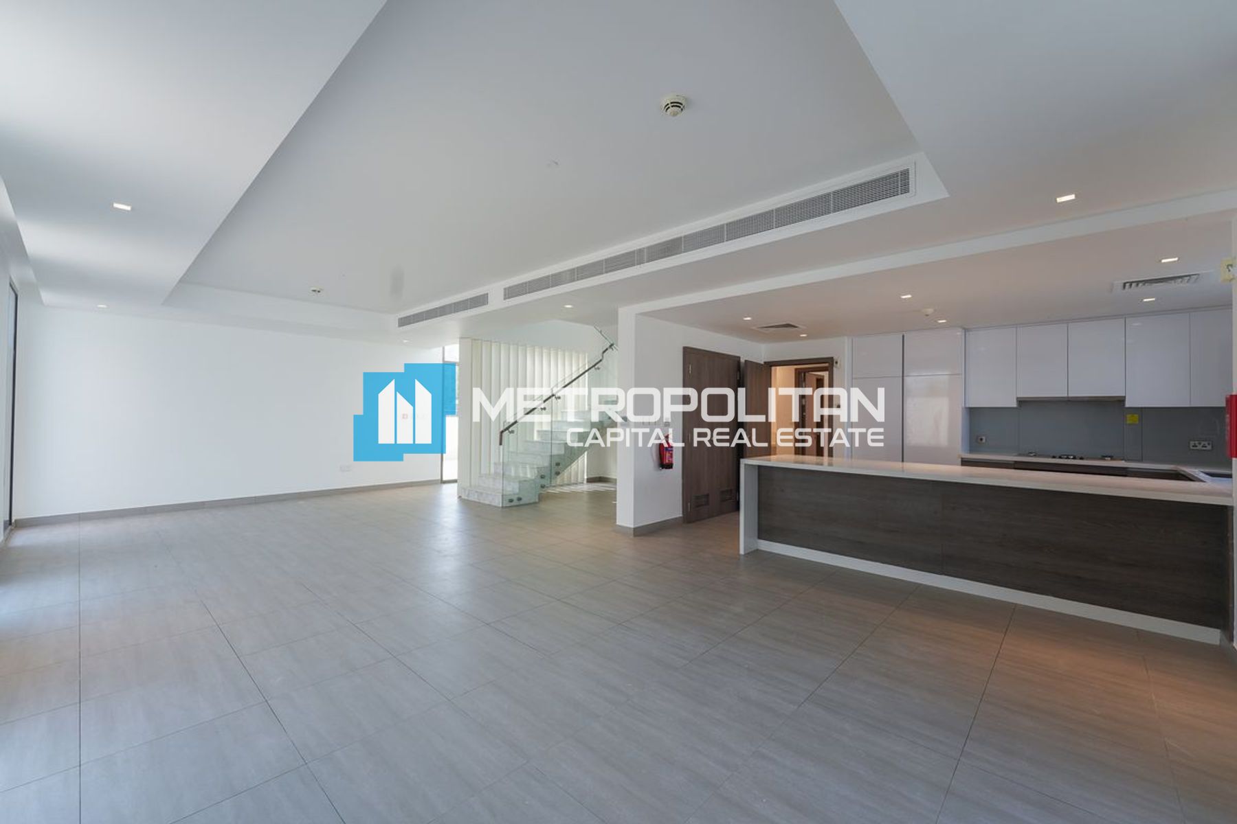 4 BR with Maids | Full Golf View | Prime Location