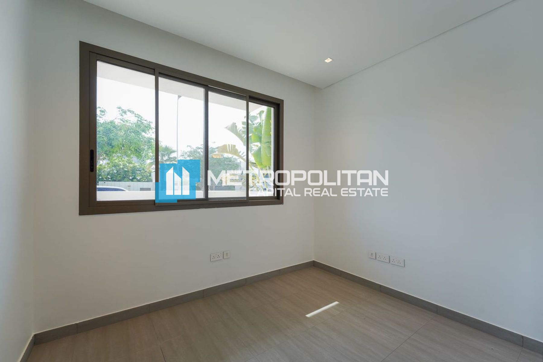 4 BR with Maids | Full Golf View | Prime Location
