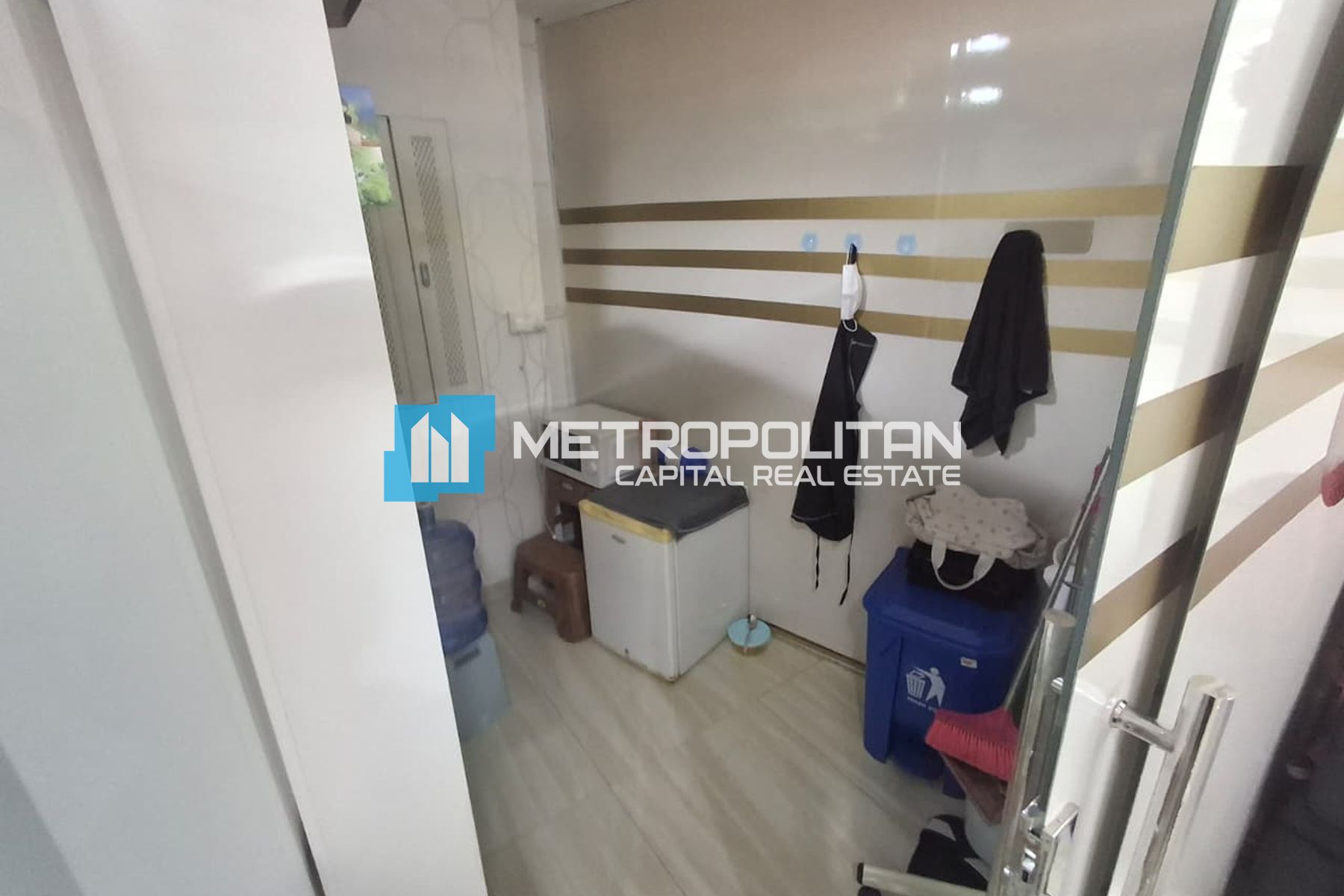 Studio Retail for Rent in Oceanscape, Al Reem Island - MCR-8296