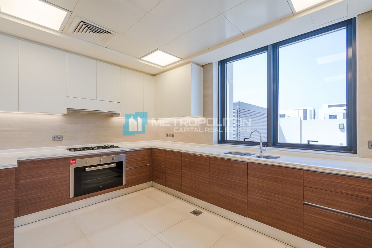 5BR Villa for Rent in West Yas, Yas Island - MCR-8332