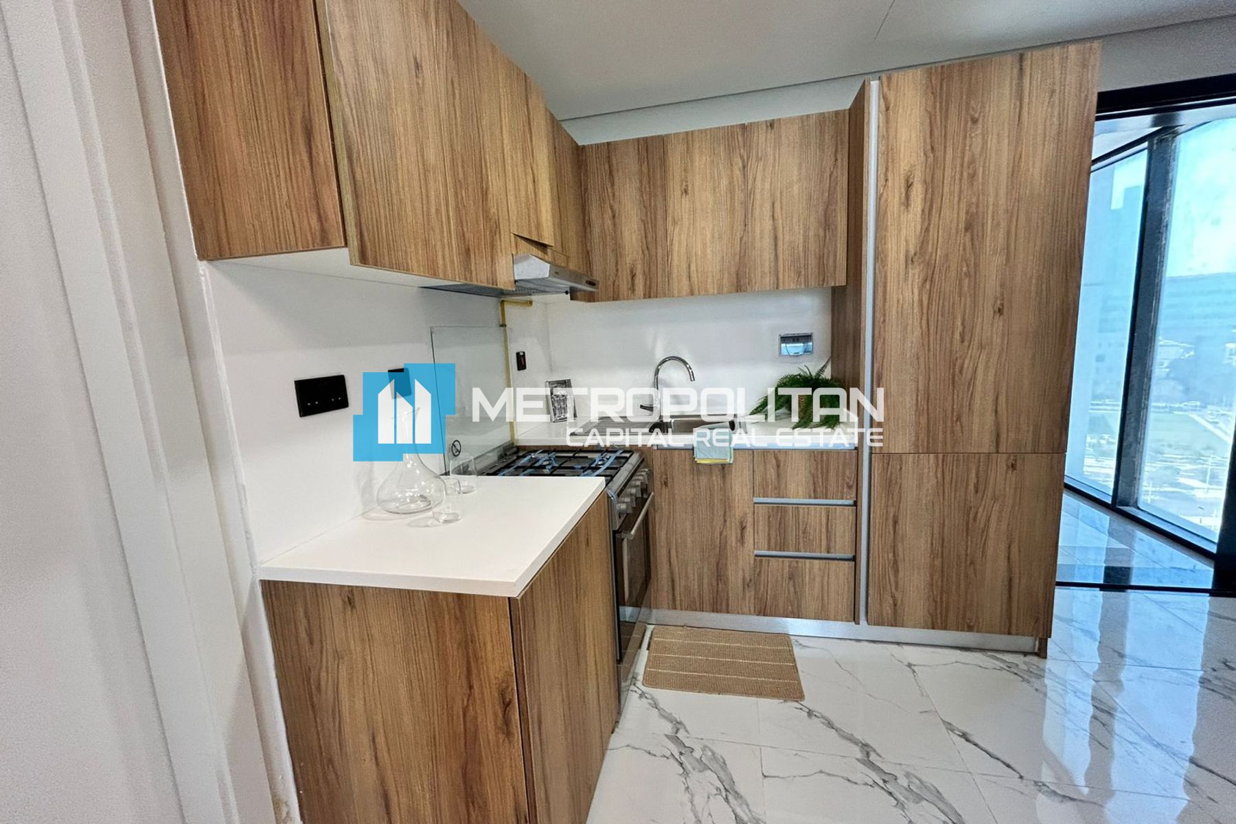 Canal View | Vacant by Month-End | 1BR Junior
