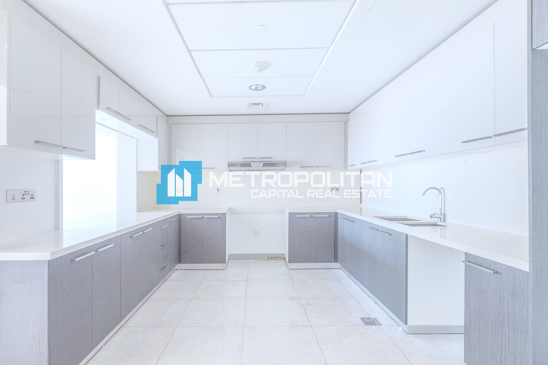 3 BR with Maids | Full Sea View | Prime Location