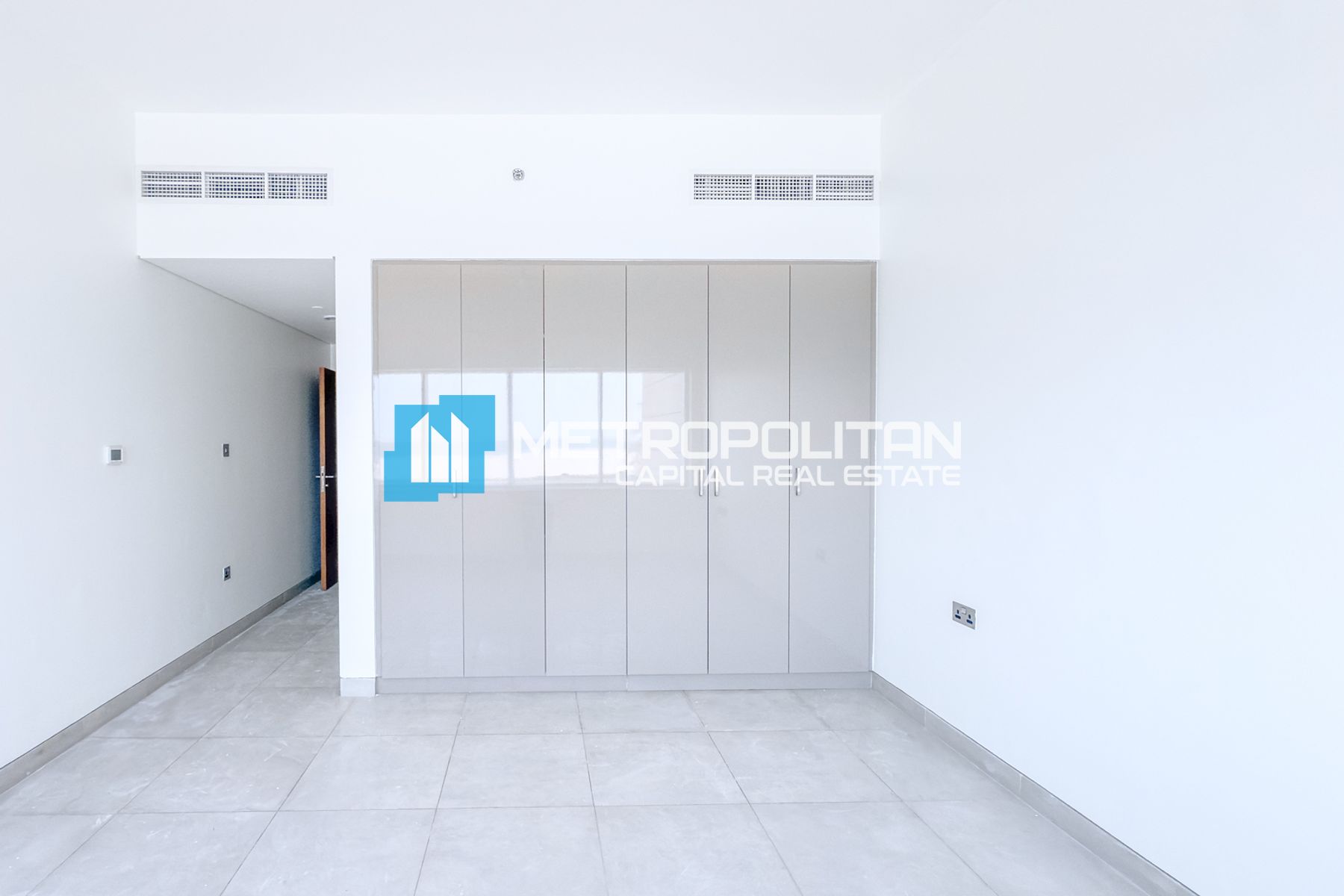 3 BR with Maids | Full Sea View | Prime Location