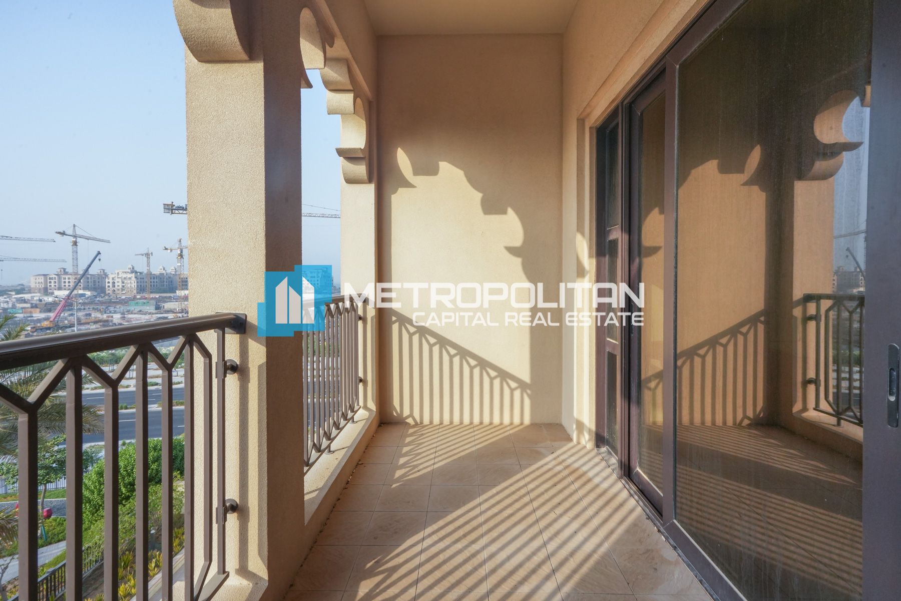 Ready to Move I Sea view | Mid Floor | Balcony