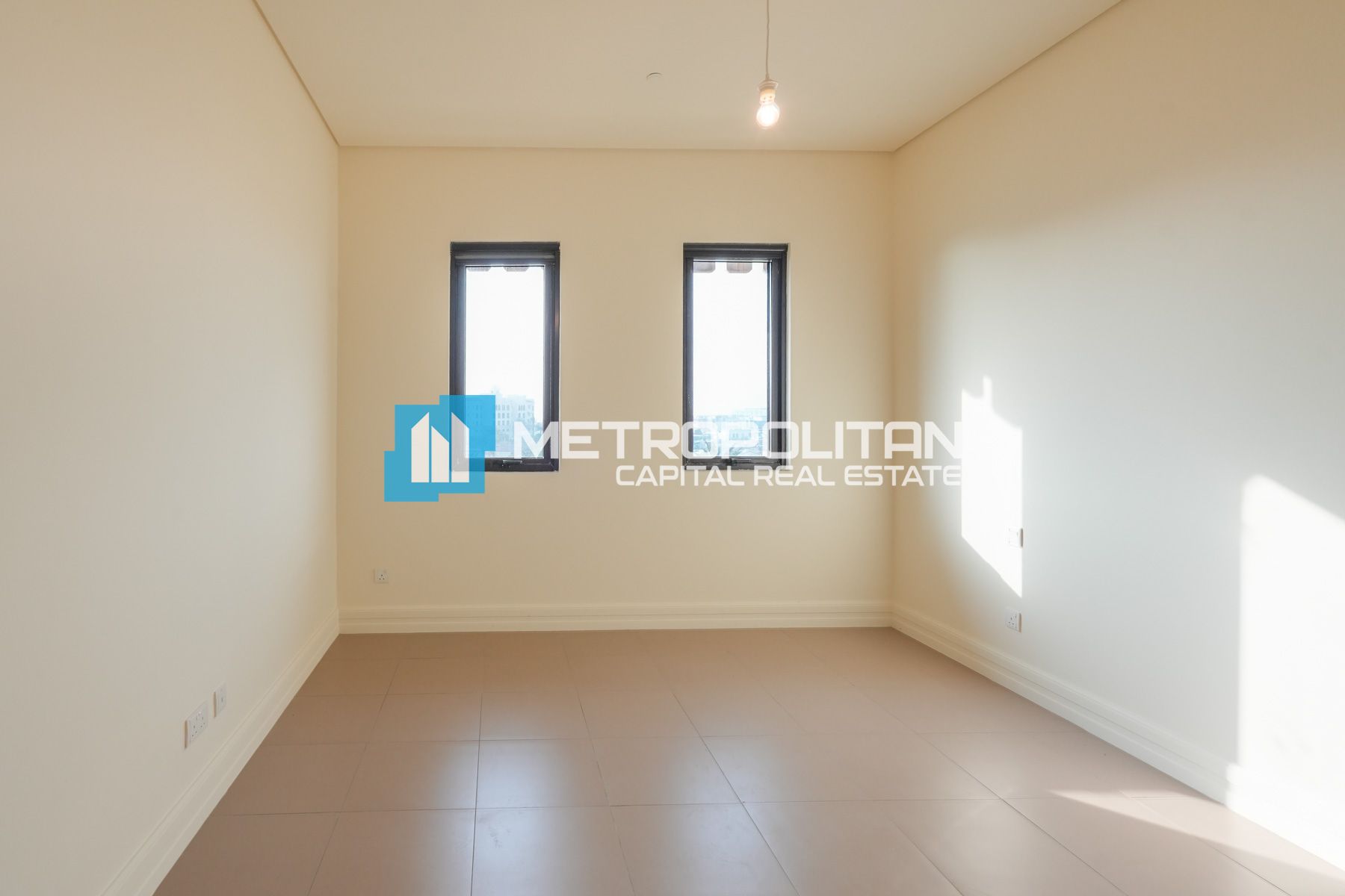 Ready to Move I Sea view | Mid Floor | Balcony