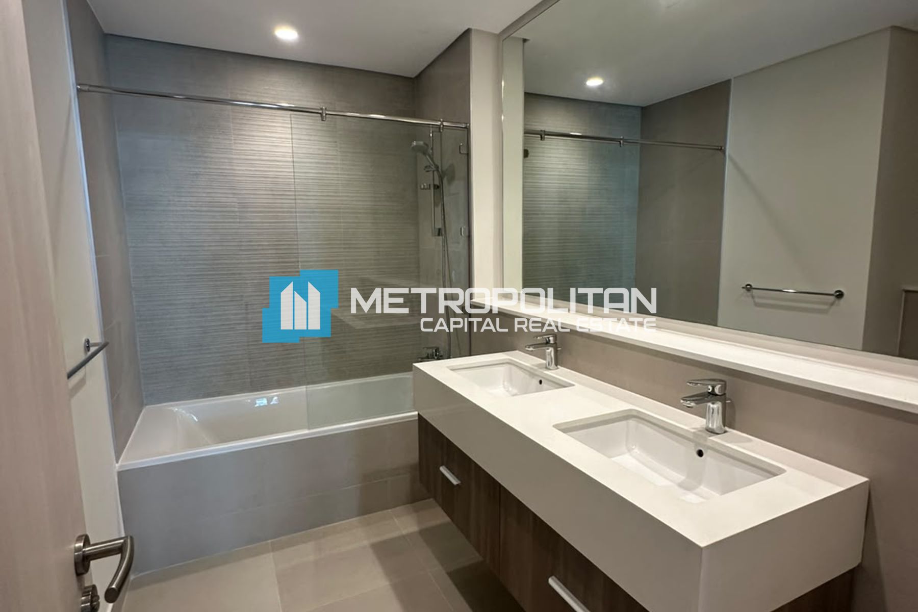 Golf Course View | Fully Furnished | Ready to Move