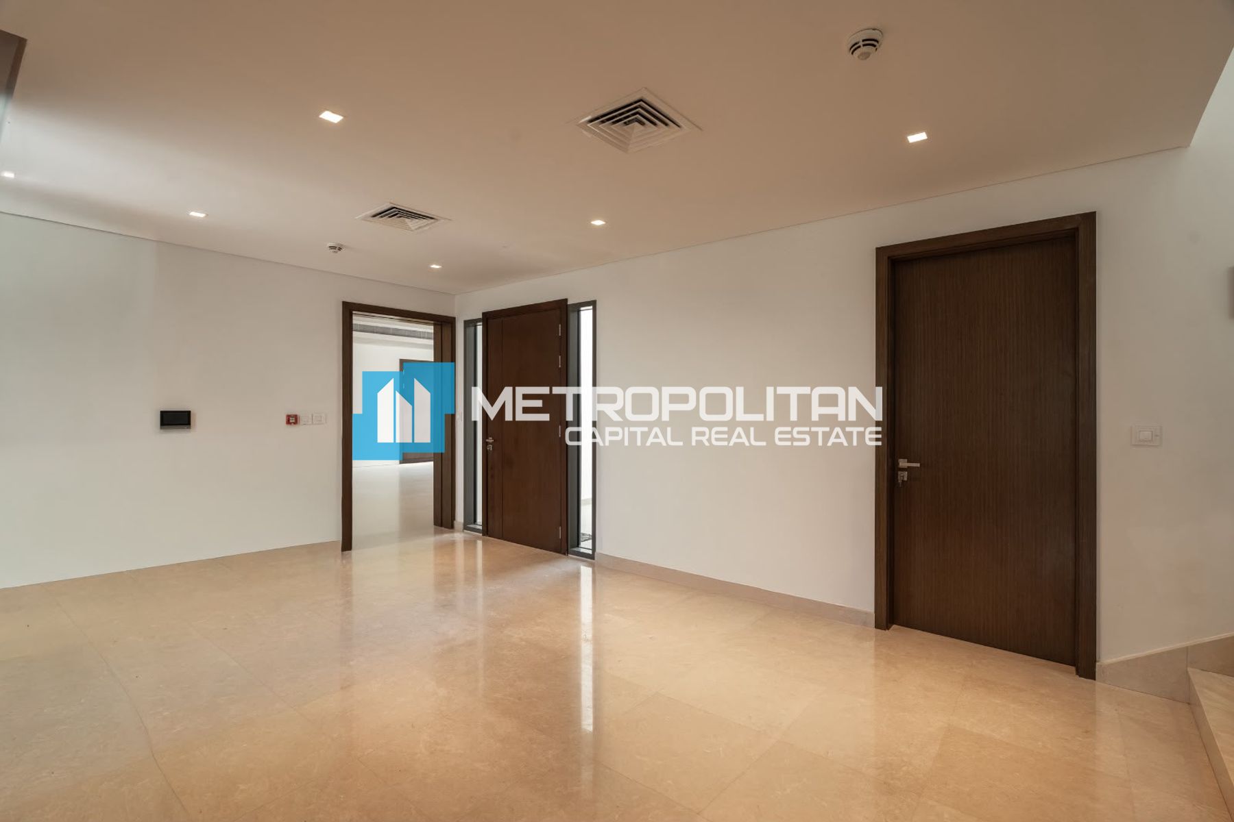 Single Row Middle | Golf View | Vacant Unit