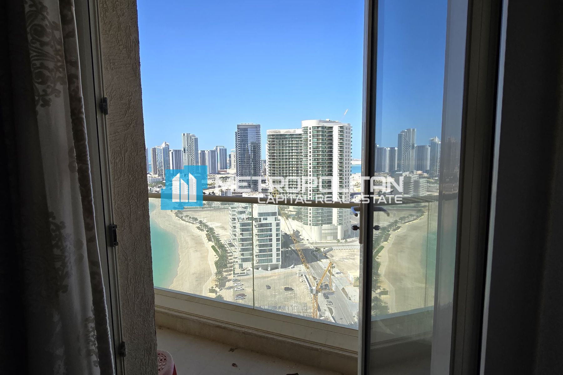 Corner Unit | 3BR w/ Maid | Big Terrace | Vacant