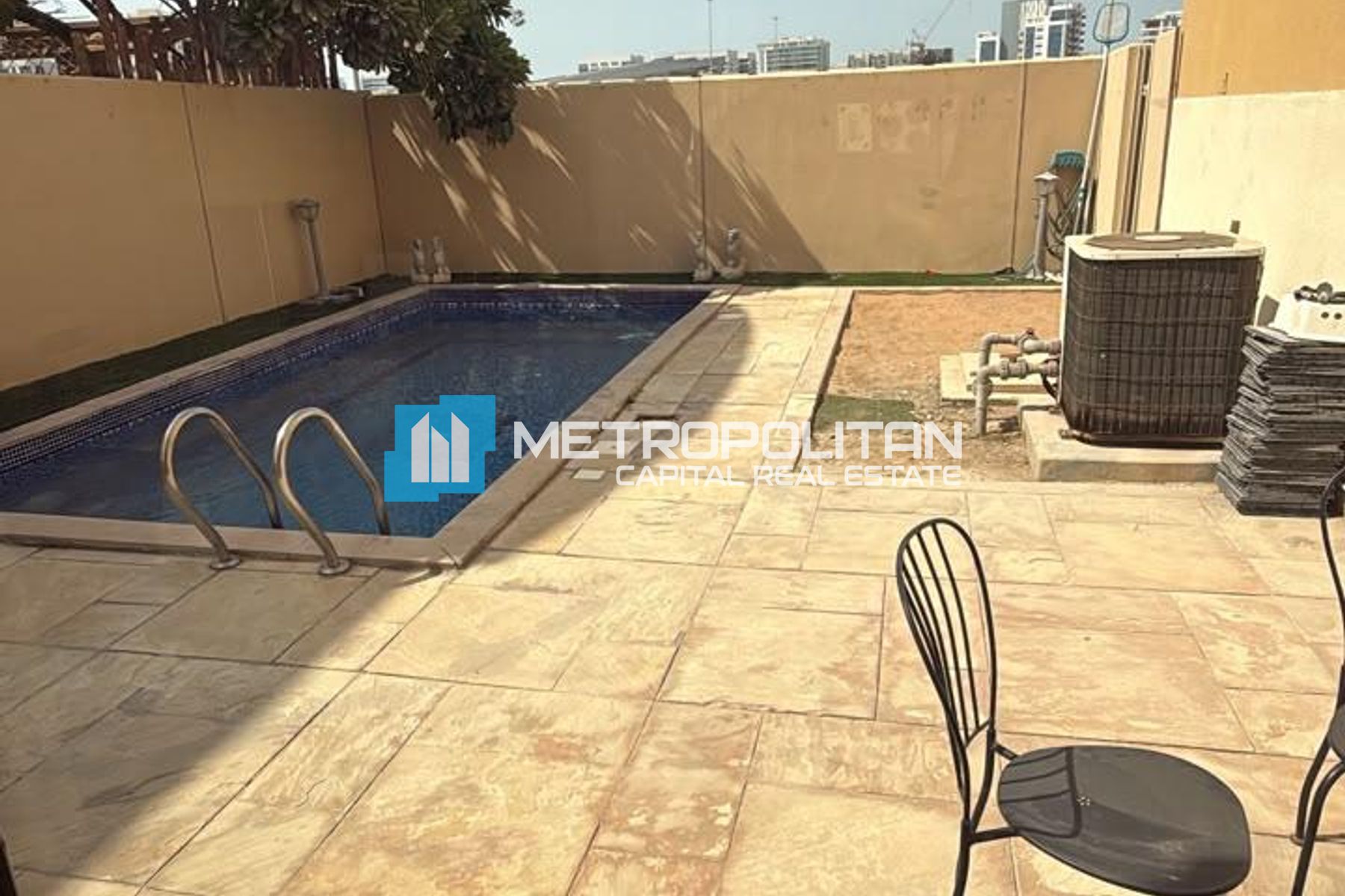 Spacious 5BR Villa | Single Row | Private Pool