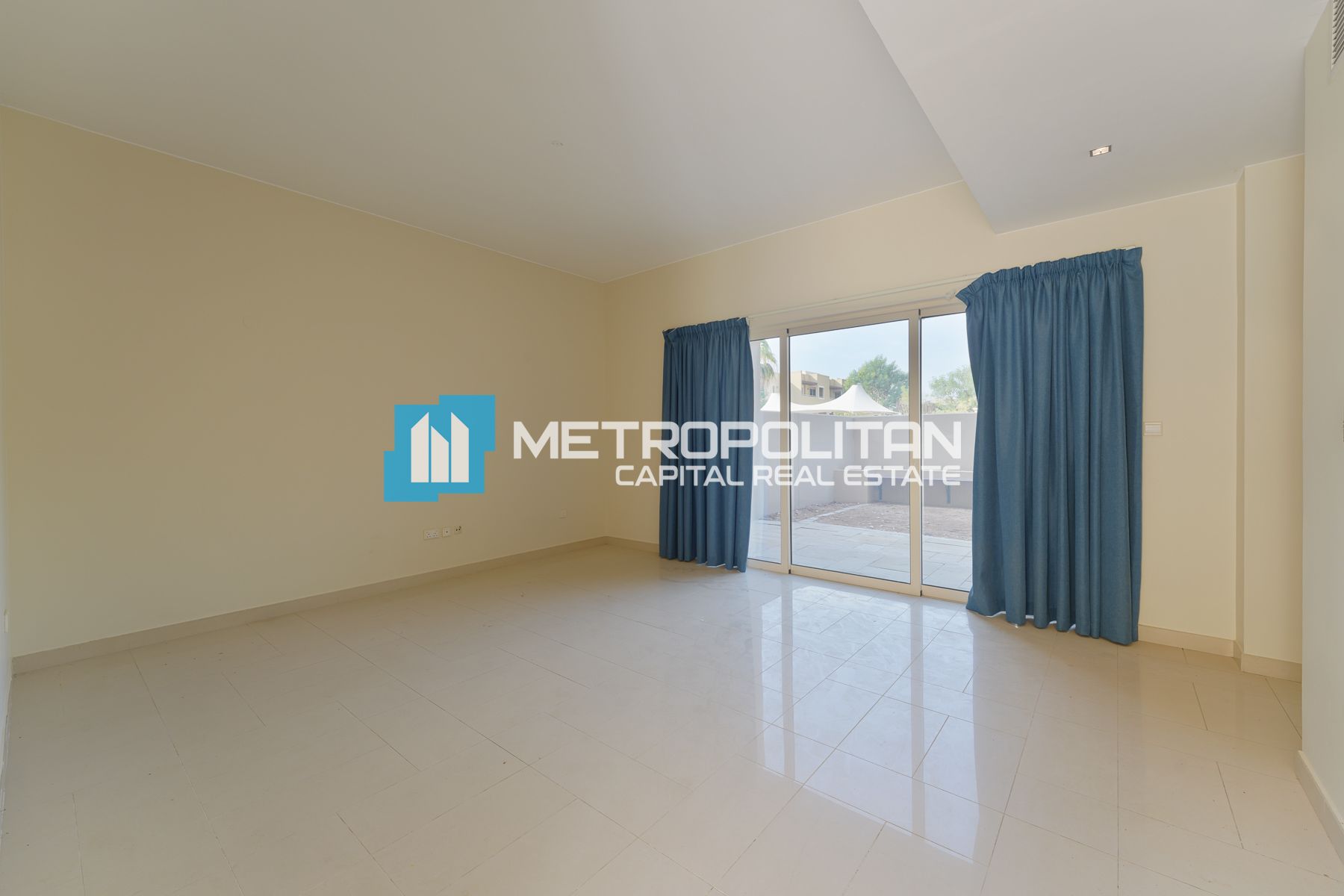 Spacious 5BR Villa | Single Row | Private Pool