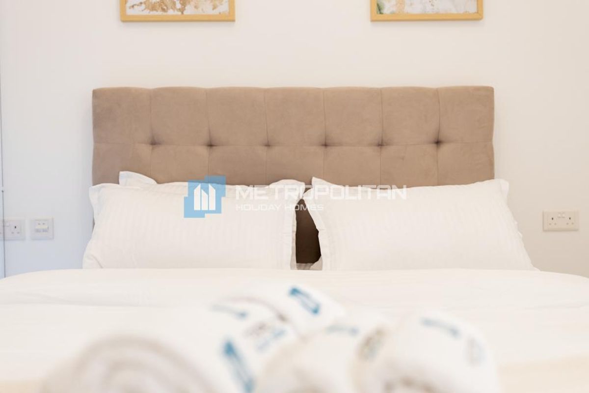 شقة للإيجار في Al Raha Lofts 1، Al Raha Beach - MCR-8382