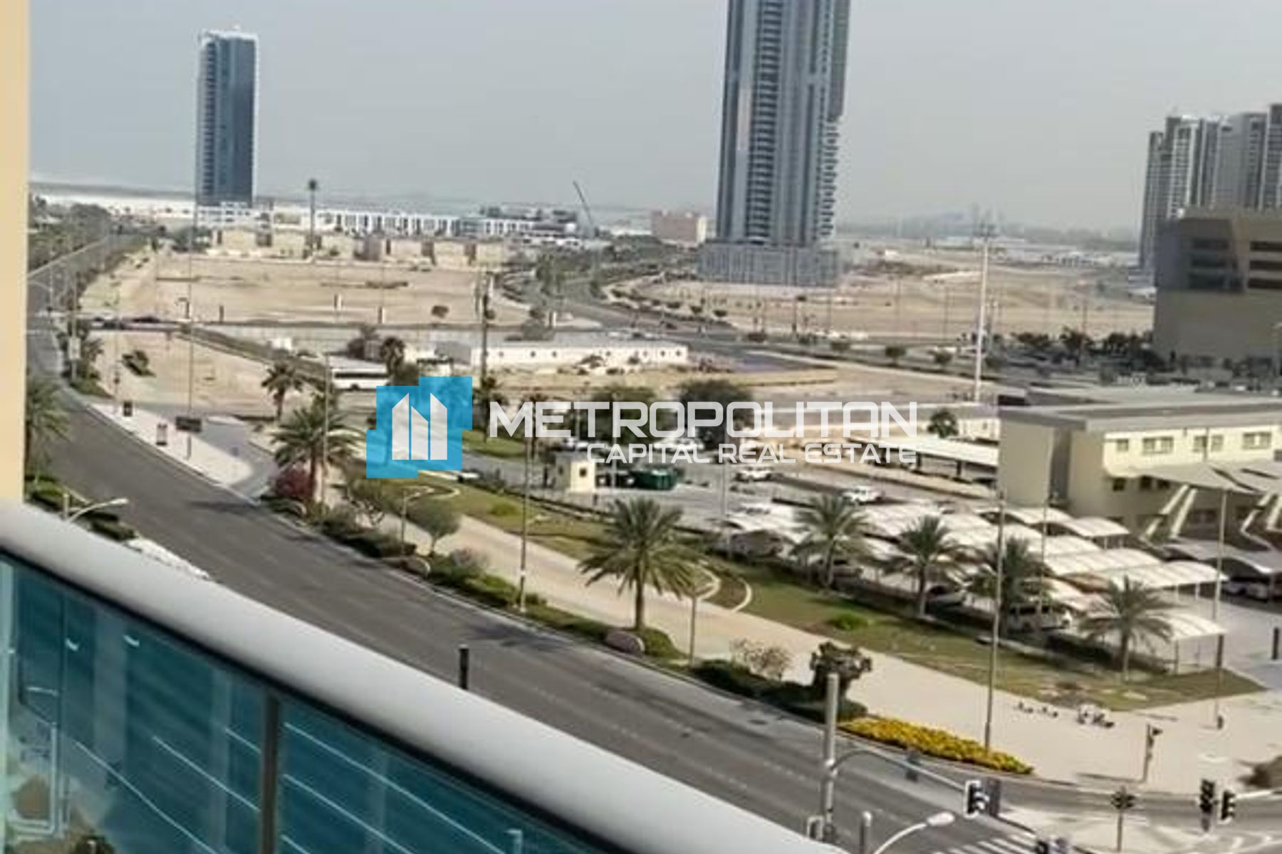 Снять квартиру в Julphar Residence, Al Reem Island - MCR-8390