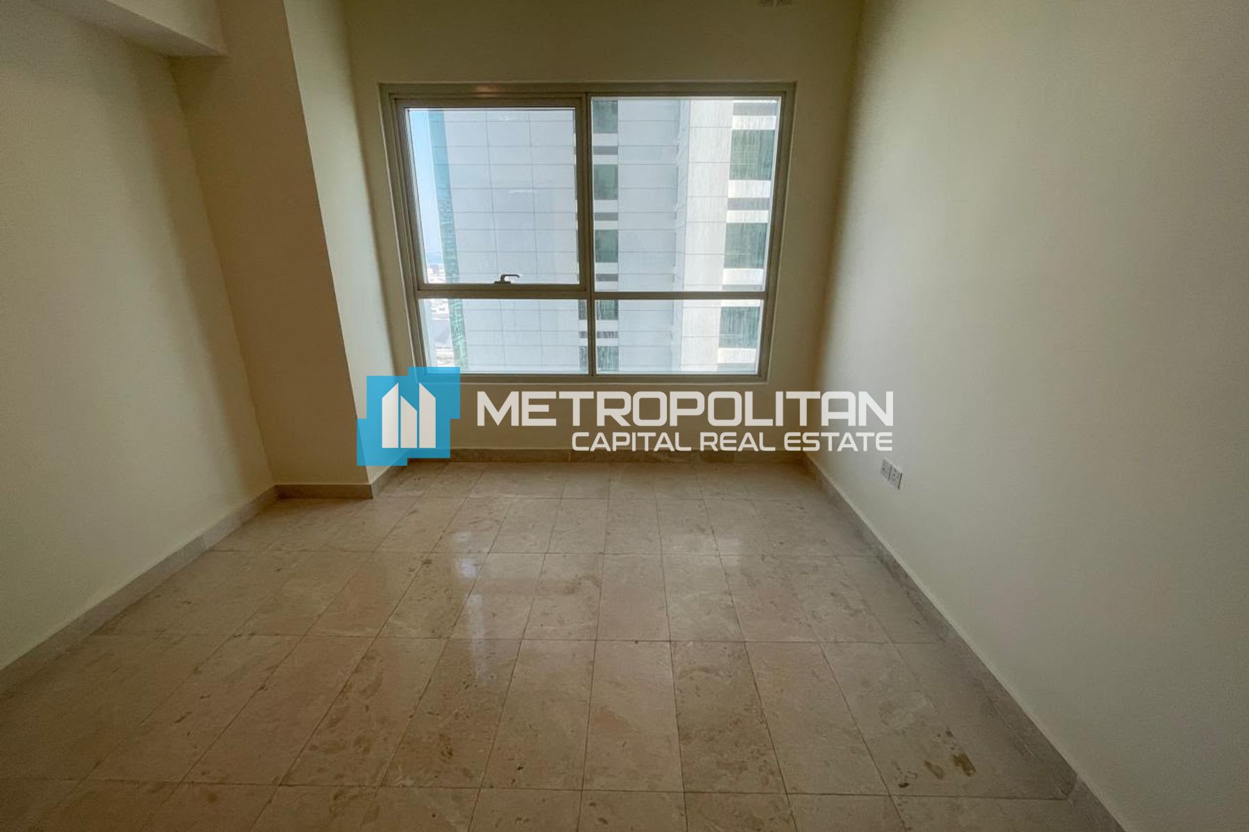 1 BHK Vacant | High Floor | Partial Canal View