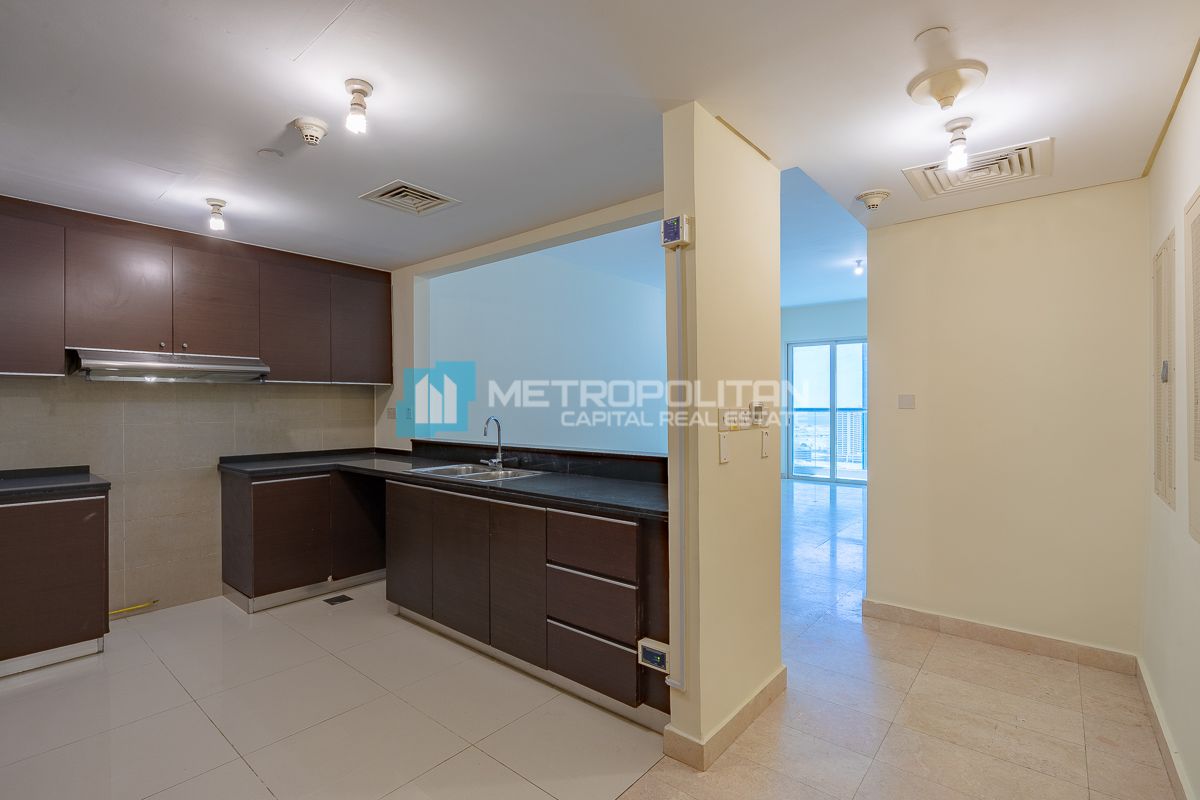 1 BHK Vacant | High Floor | Partial Canal View
