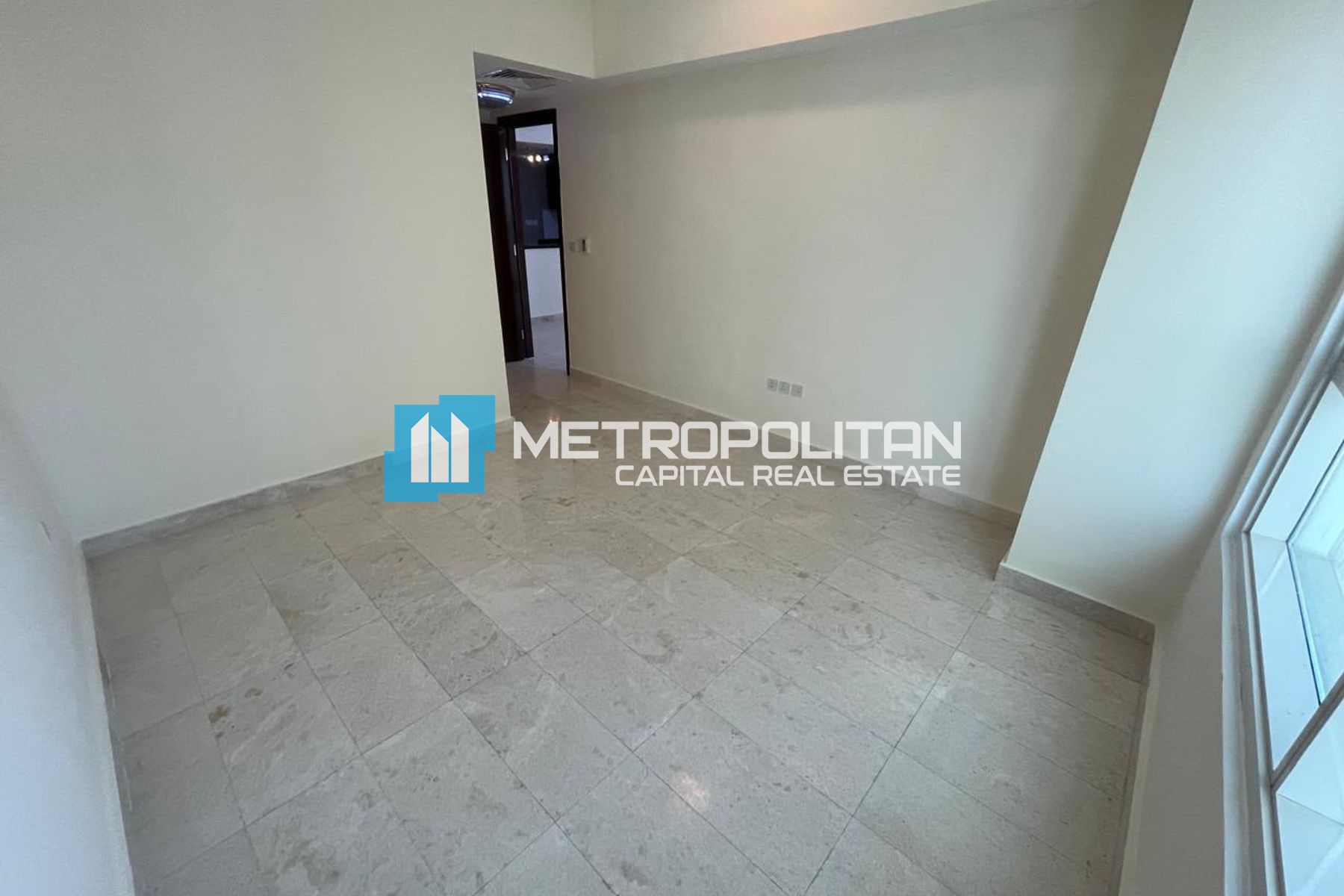 1 BHK Vacant | High Floor | Partial Canal View