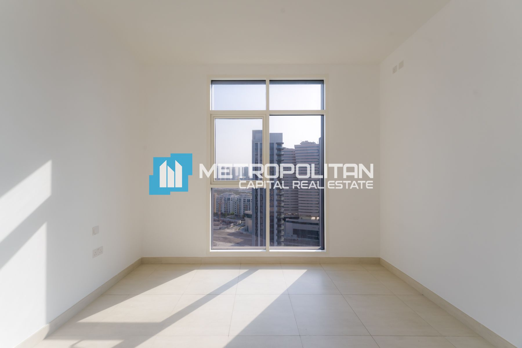 Canal View | High Floor 3BR | Vacant | Corner Unit