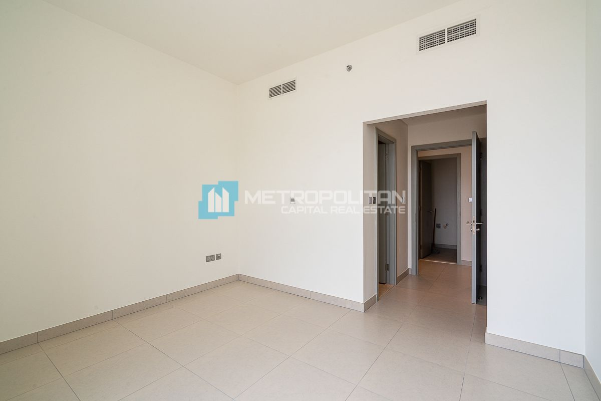 Canal View |Ready to Move 2BR |Balcony |High Floor