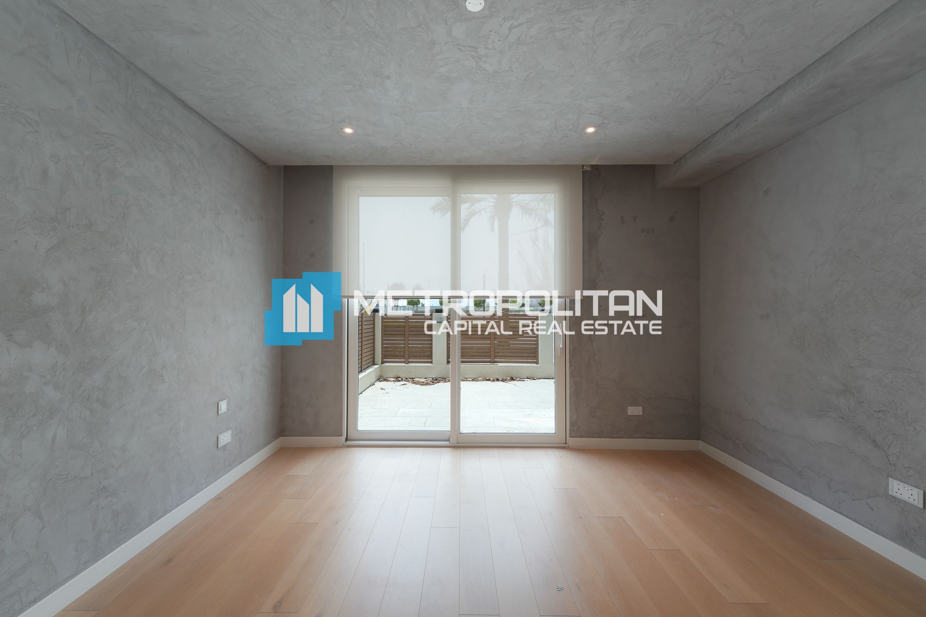 High End 3BR+Maids | Terrace | Beachfront Living