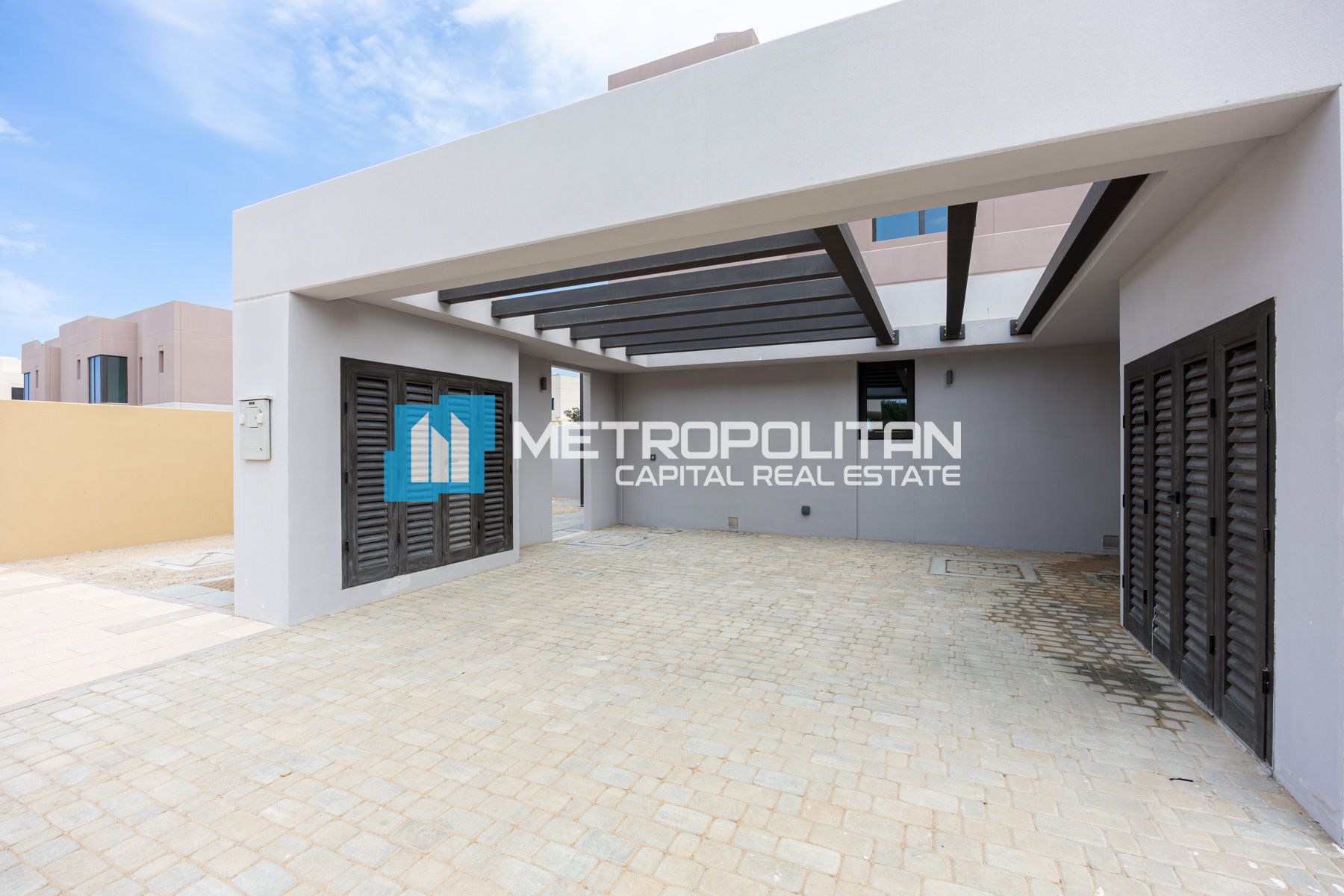 Corner 2BR with Maid | Garden View | Negotiable