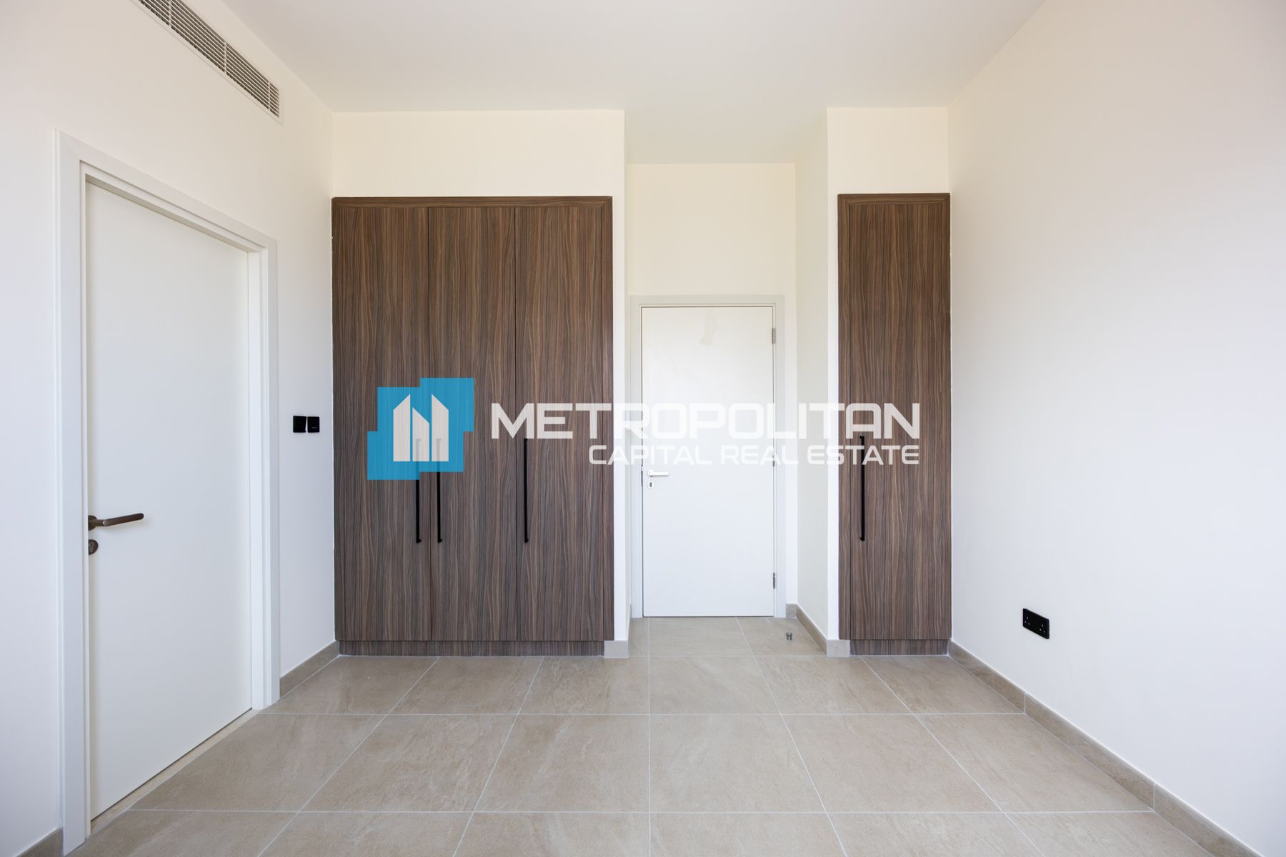Corner 2BR with Maid | Garden View | Negotiable
