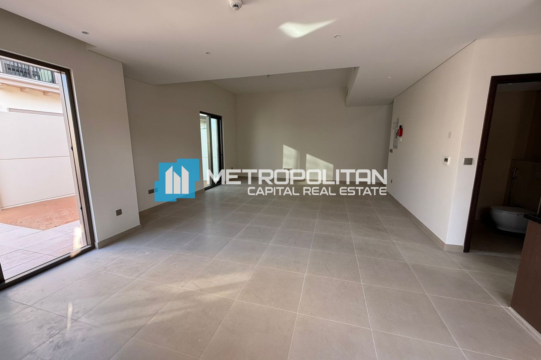 3BR Townhouse for Sale in Bloom Living, Khalifa City - MCS-10794