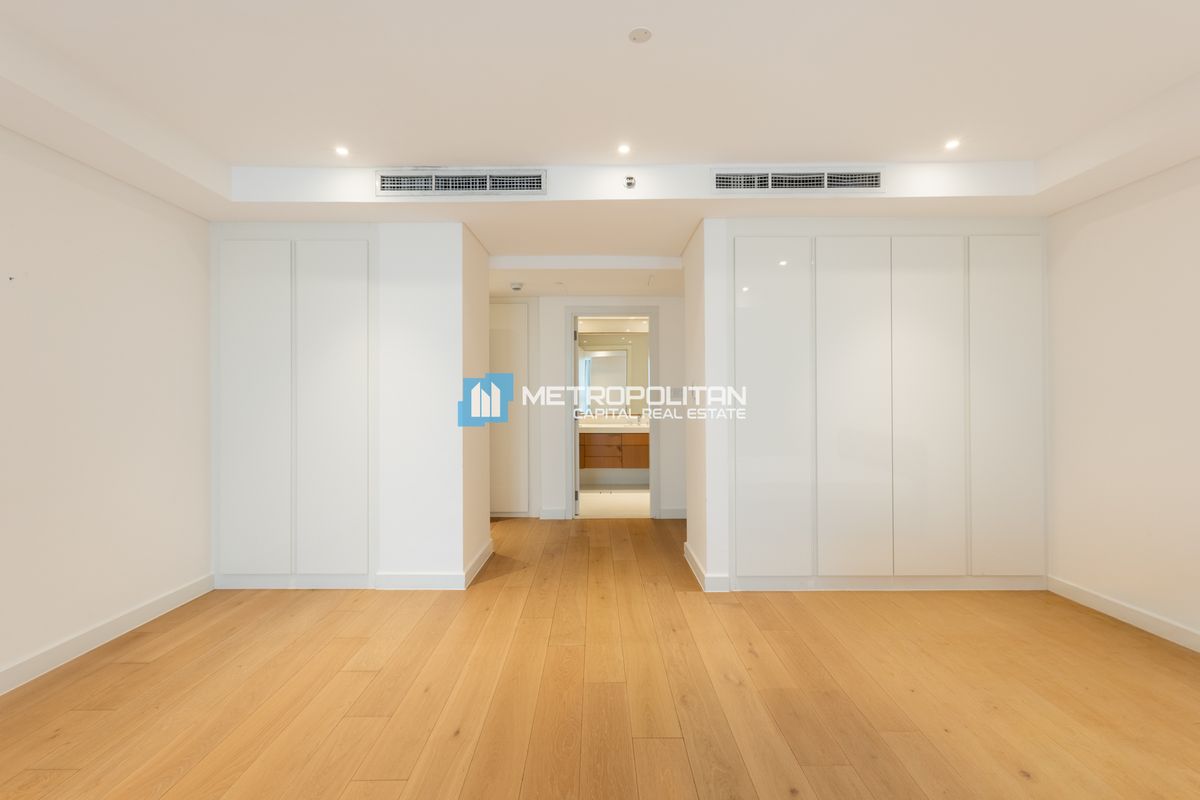 Luxury 2BR|Direct Access to Pool|Zayed Museum View