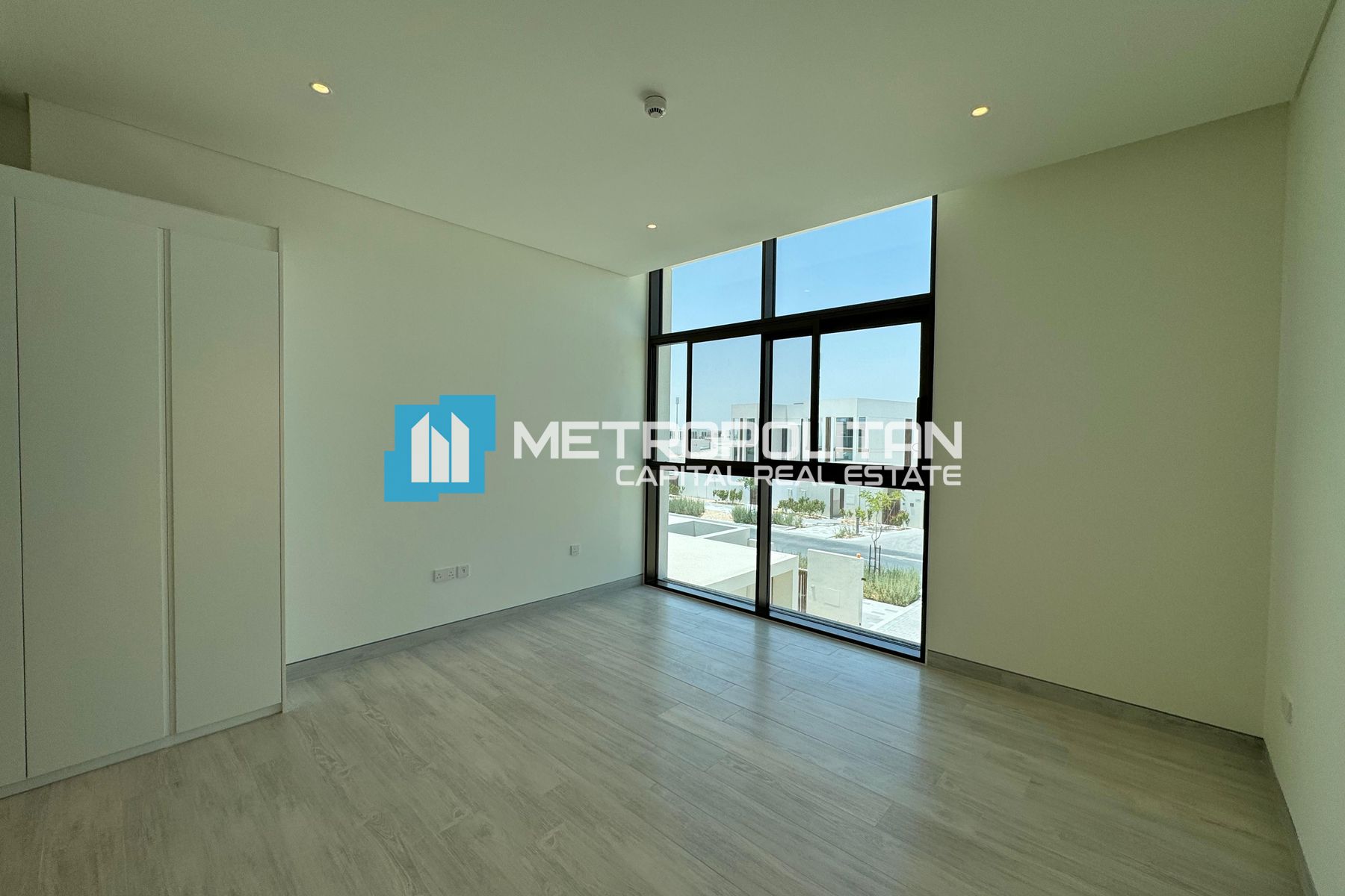 Single Row | Sea View | High End 4BR+Maids Room