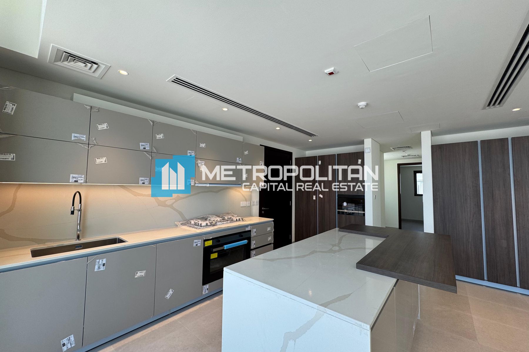 Single Row | Sea View | High End 4BR+Maids Room