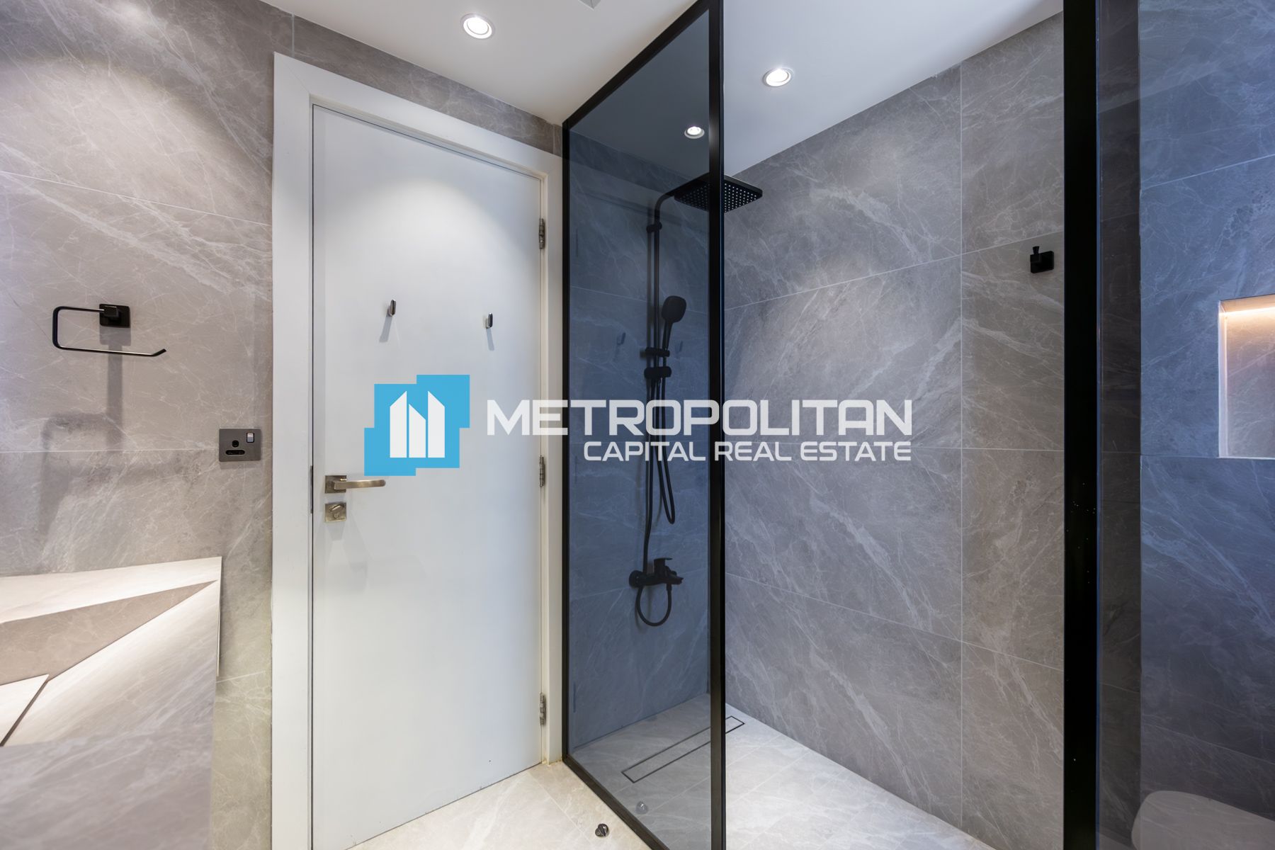 Fully Furnished 2+M | Canal View | Fully Upgraded