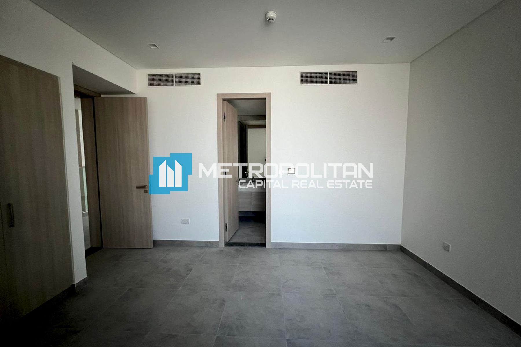 Hot Deal | Single Row 4BR Villa | Premium Finishes