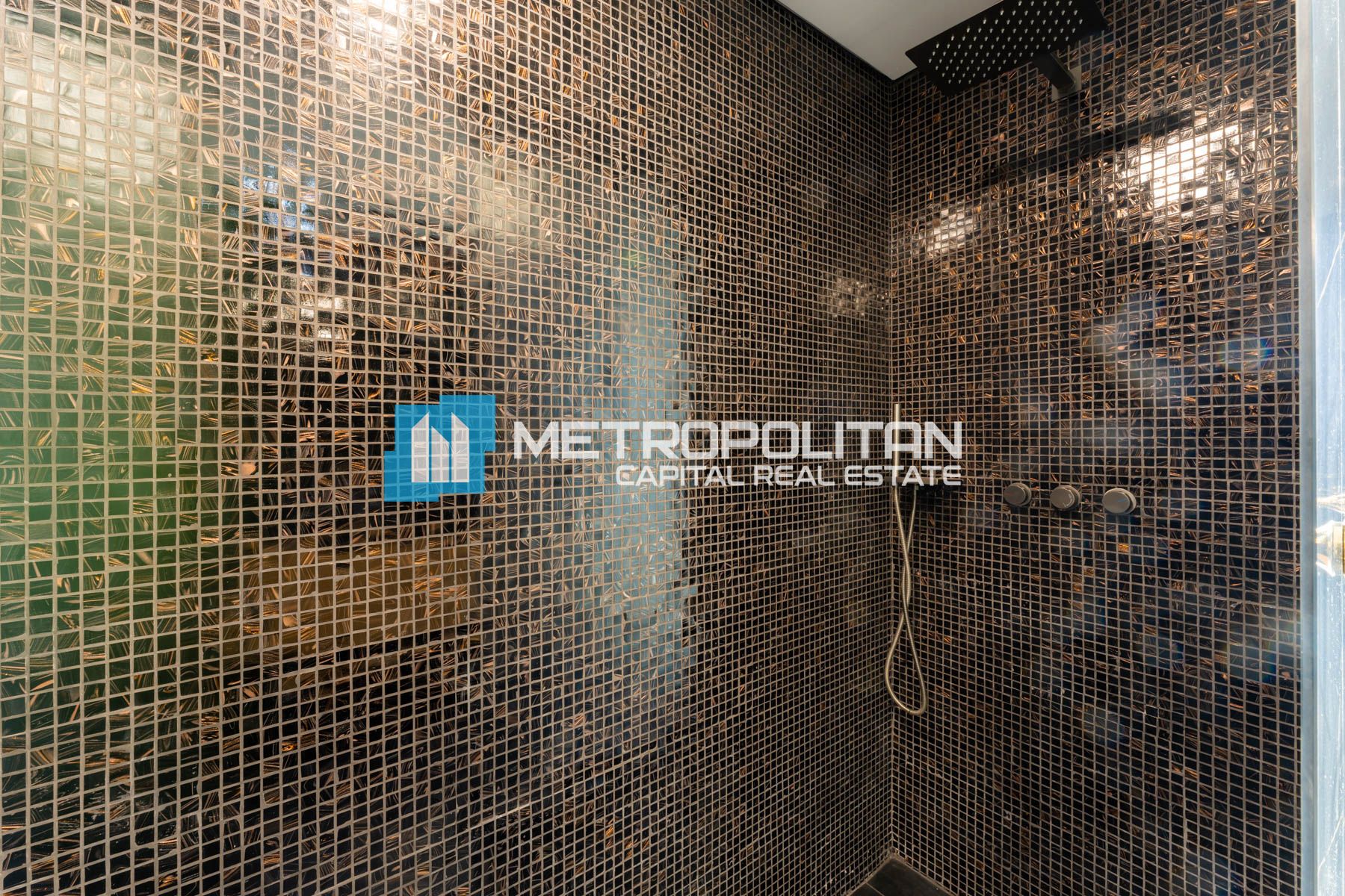 Exclusive Penthouse | Big Balcony | Fully Upgraded