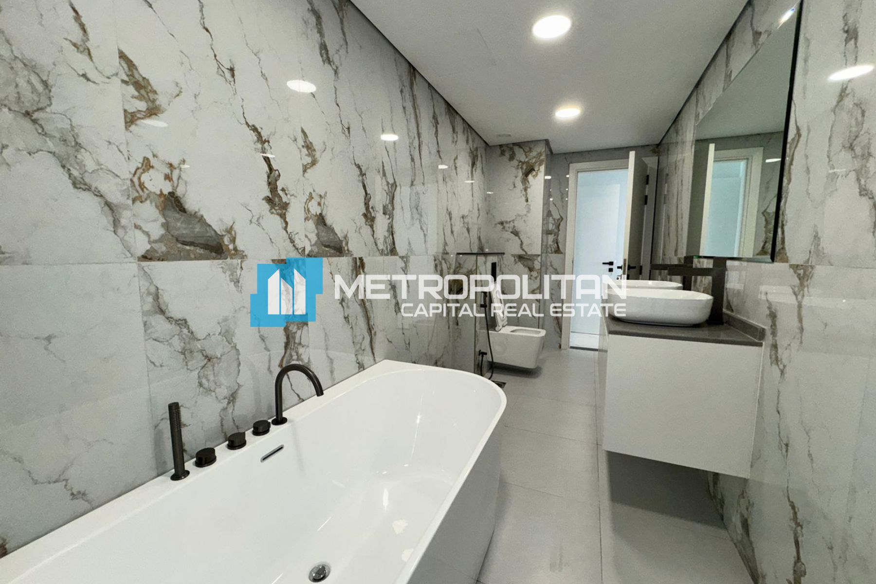 Exclusive Penthouse | Big Balcony | Fully Upgraded