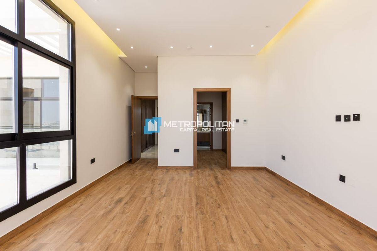 Single Row|Corner Villa|6BR+Maid|Driver+Study Room